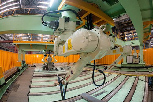 南通中遠(yuǎn)川崎舉辦智能制造創(chuàng)新成果展示現(xiàn)場會(huì)